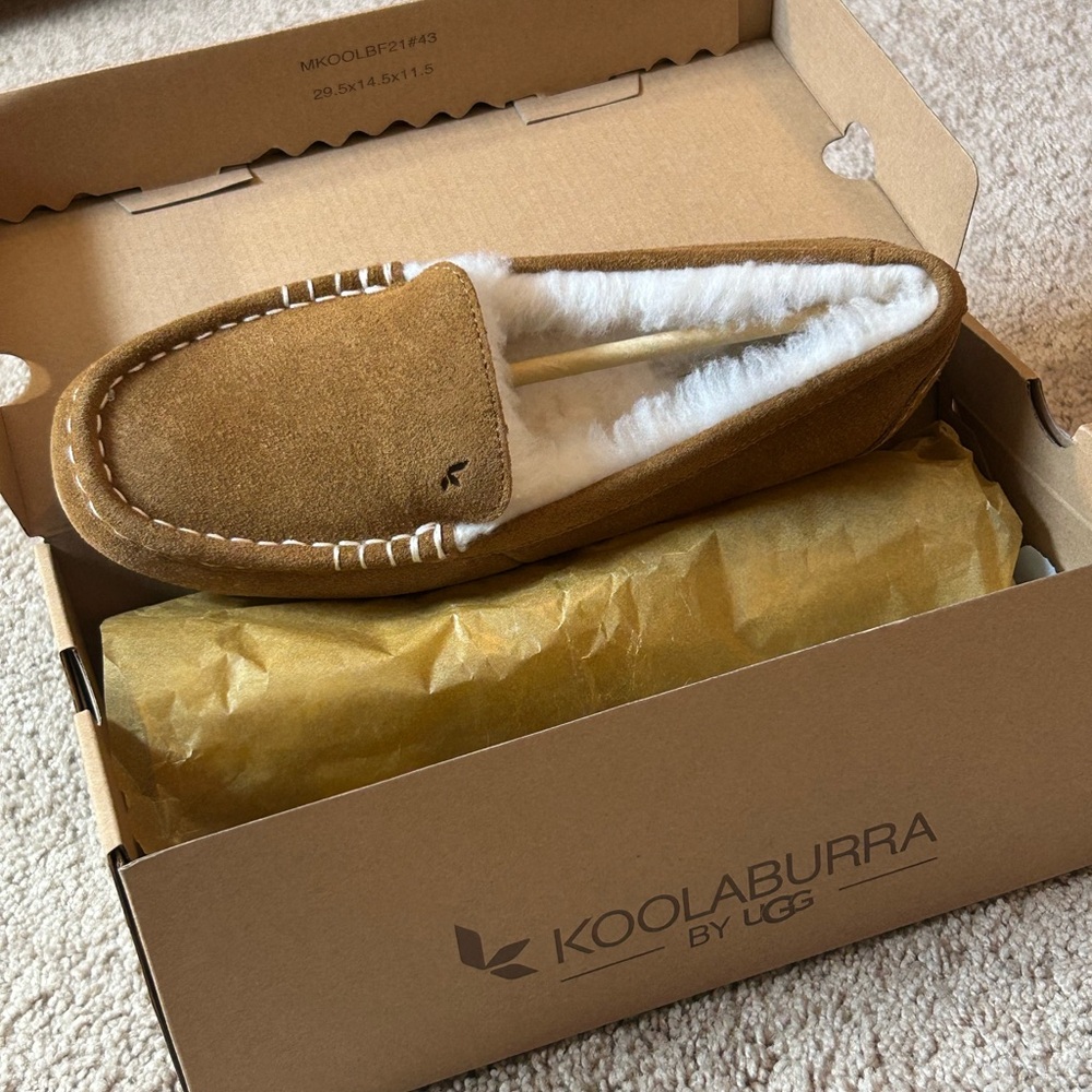 Koolaburra by UGG Women's Lezly Sipper - Size 8 NIB